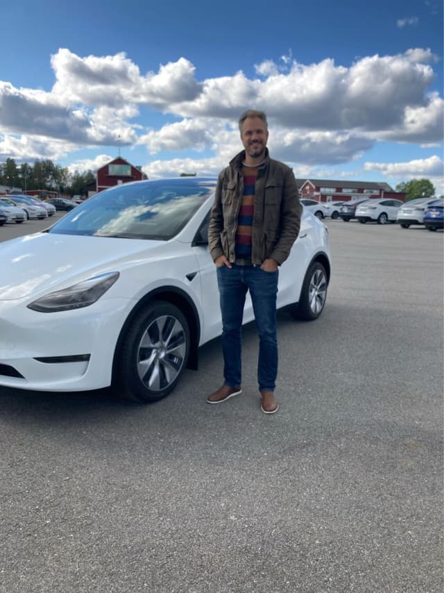 2021-09-03-paer-skaffar-tesla